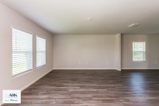 Foto del edificio - 28257 Chinquapin Dr