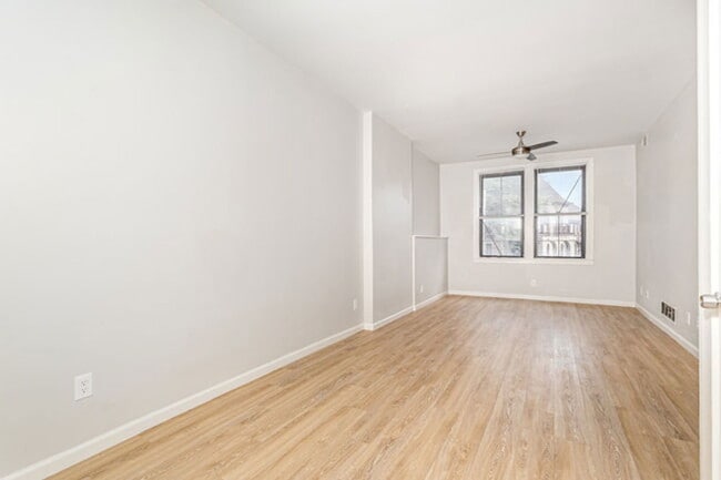 Photo - 3107 Colerain Ave Apartment