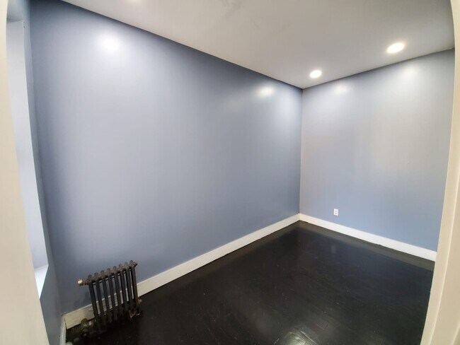 Foto del edificio - 158 Woodworth Ave