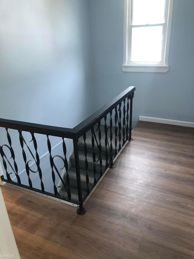 Foto del edificio - 3 br, 1.5 bath House - 822 East 155th Street