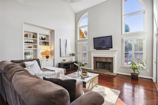 Foto del edificio - 155 Nesbit Ridge Dr