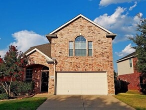 Building Photo - 12140 Thicket Bend Dr