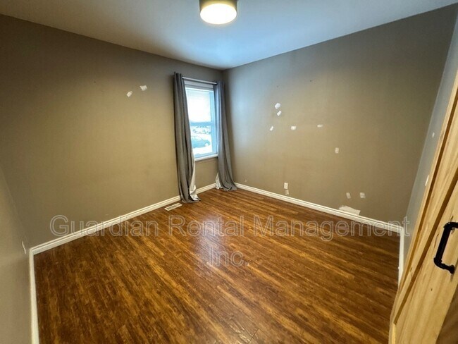 Photo du bâtiment - 478 Mary St E