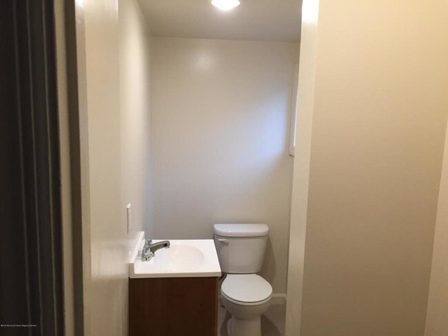 Foto del edificio - 234 Fisher Ave