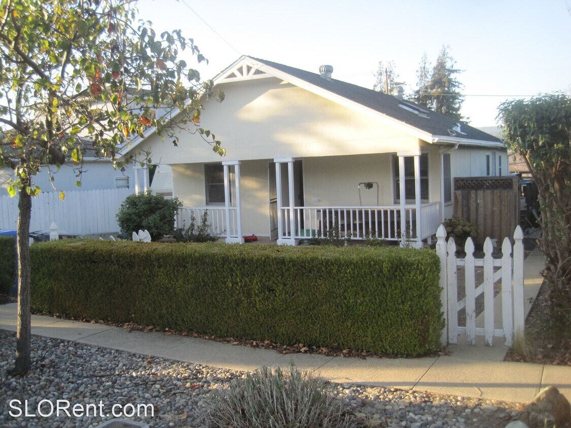 3 br, 1 bath House 546 Mitchell Drive House Rental in San Luis