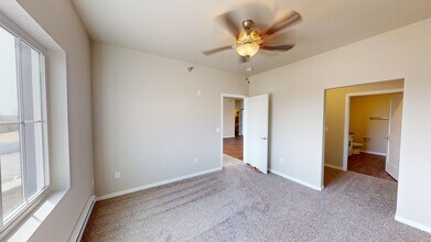Bedroom - Marion Crossing Apartments