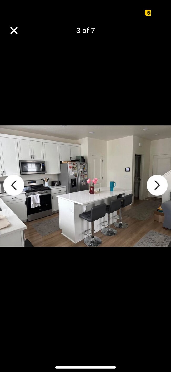 Foto del edificio - 9346 N Bartlett Ln