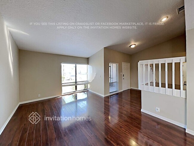 Foto del edificio - 4313 Ellenville Pl
