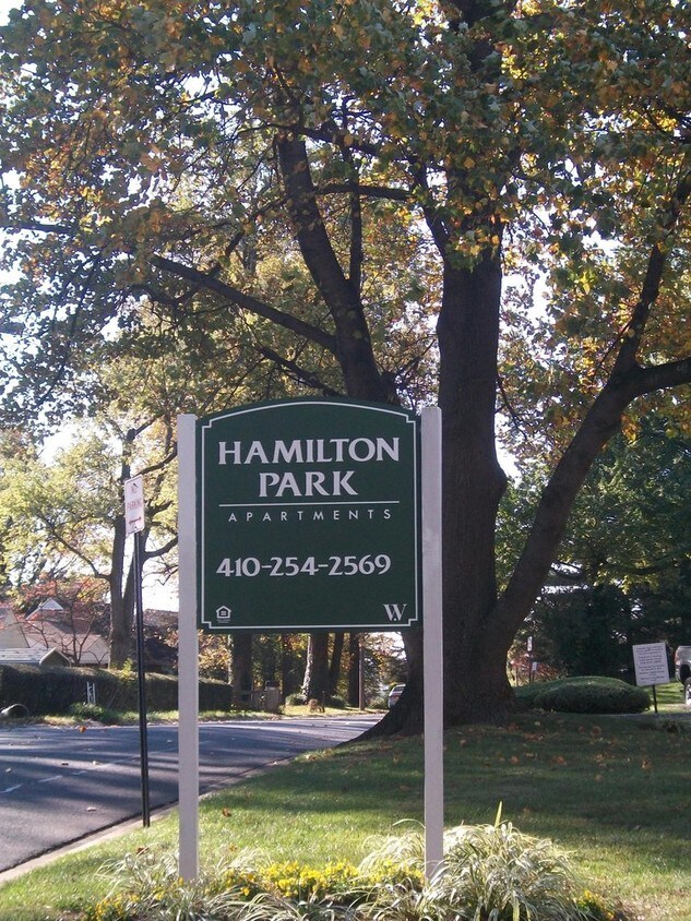 Primary Photo - 6106 Fairdel Ave