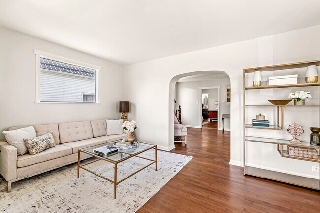 Sala de estar - 174 W 7th St