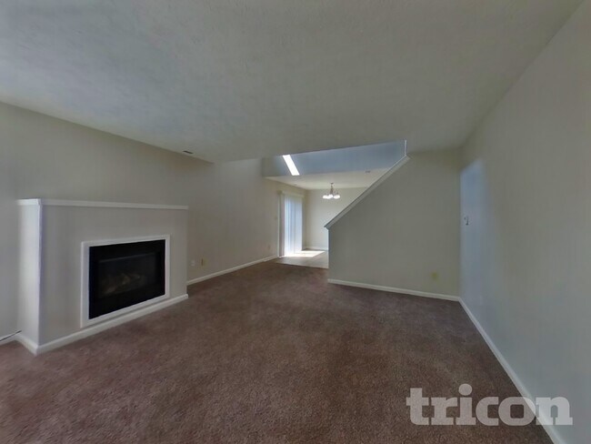 Building Photo - 569 Stobus Dr