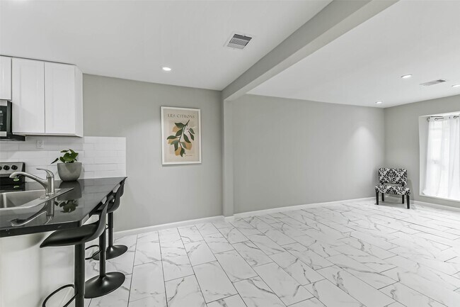 Foto del edificio - 6853 Chasewood Dr