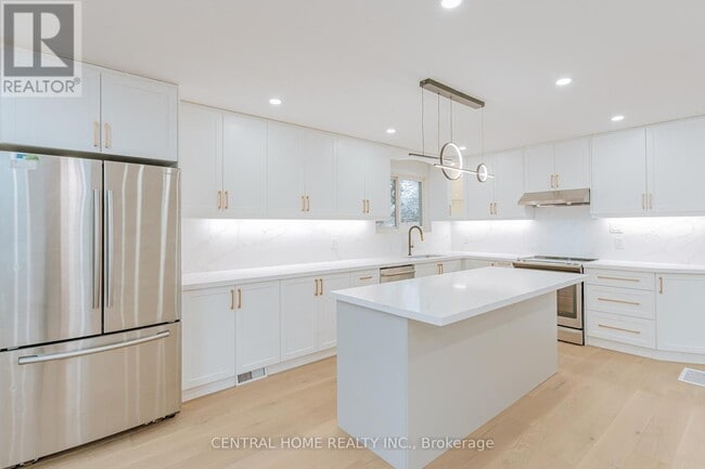 Building Photo - 47 Sherwood Forest Dr