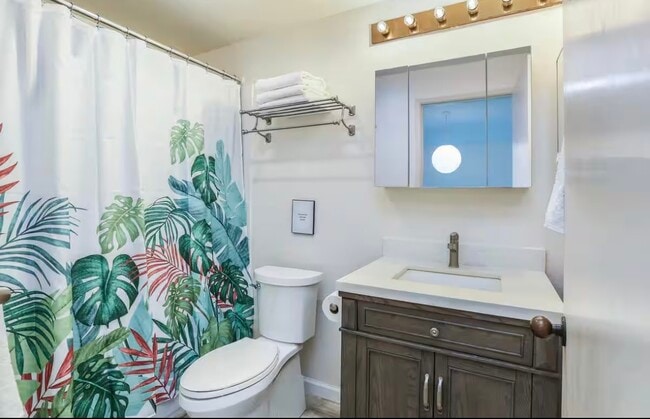 Building Photo - 4800 Hanalei Plantation Rd