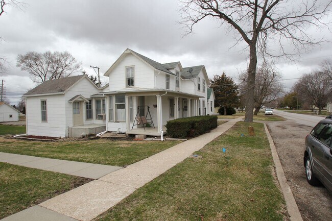 Foto del edificio - 3-Plex - Mitchellville