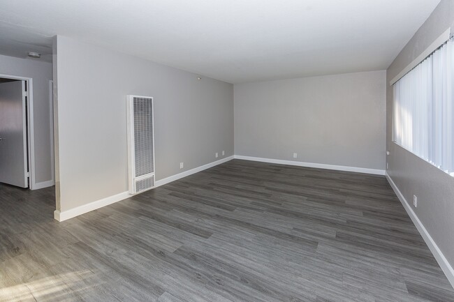 Foto del edificio - 14428 Cerise Ave