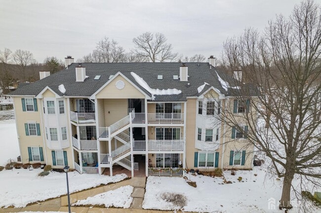 Building Photo - 318 Wimbeldon Ct