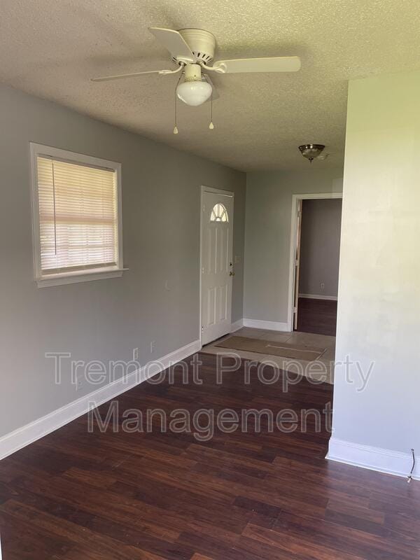 Foto del edificio - 2934 Lightfoot Mill Rd