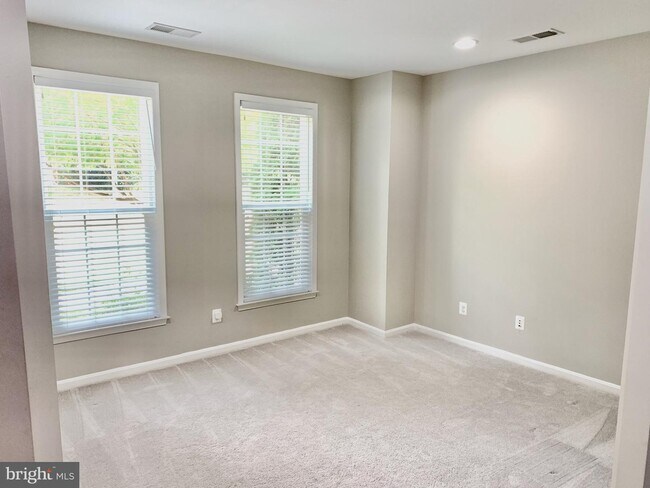 Foto del edificio - 22646 Wispy Green Terrace