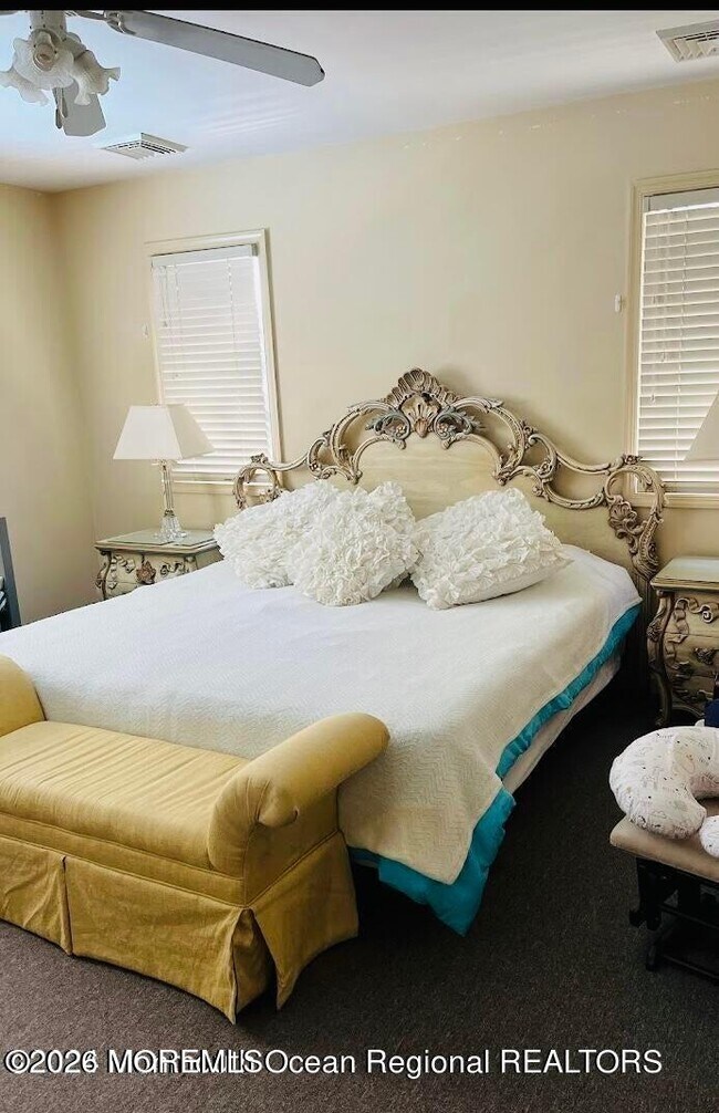 Foto del edificio - 3 Cypress Ave