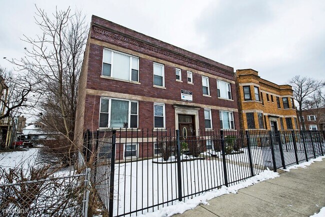 Building Photo - 2 br, 1 bath Apartment - 1511 E 73rd St