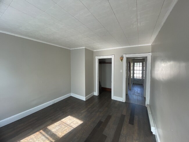 Foto del edificio - 582 Sunbury St