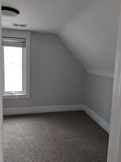 Building Photo - 662 Lamberton St NE