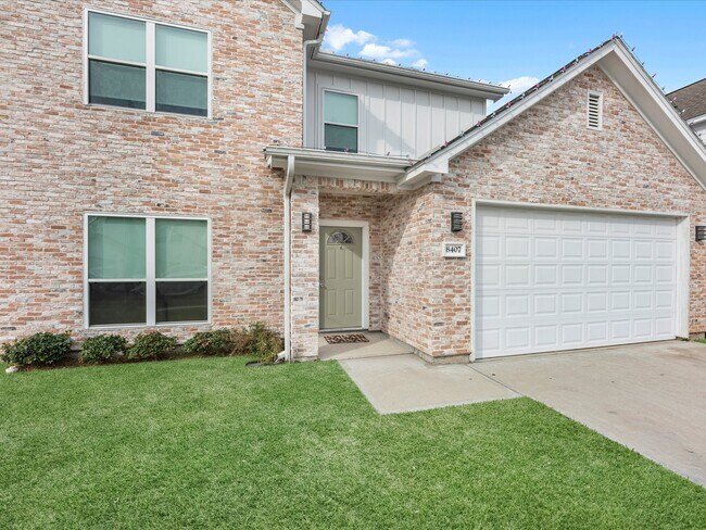 Foto del edificio - 8407 James Franklin St