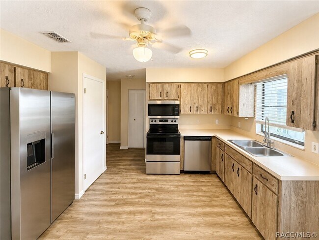Foto del edificio - 9476 W Green Bay Ln