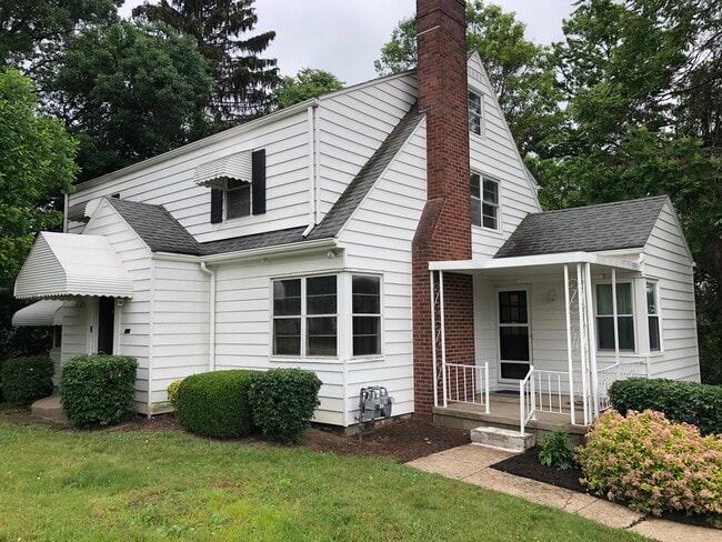 Building Photo - 167 Ridgecrest Rd