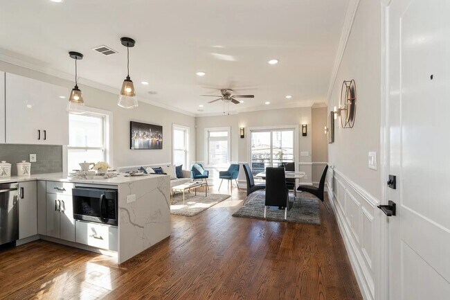 Foto del edificio - 586 Liberty Ave