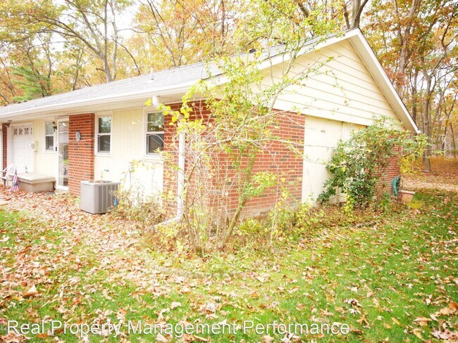 Building Photo - 1 br, 1 bath House - 252 a Jefferson Ct