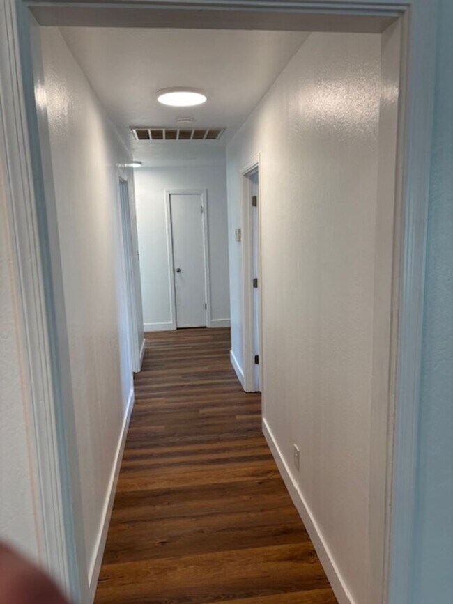 Foto del edificio - 9 Begonia Ln