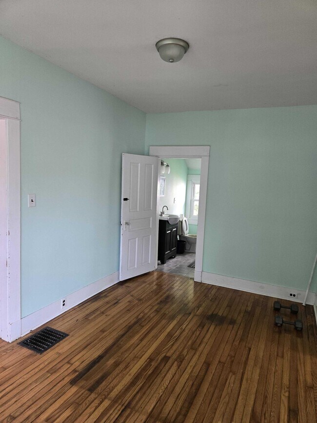 Foto del edificio - 2202 Edgewood Ave