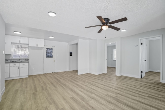 Building Photo - 4710 St Elmo Dr