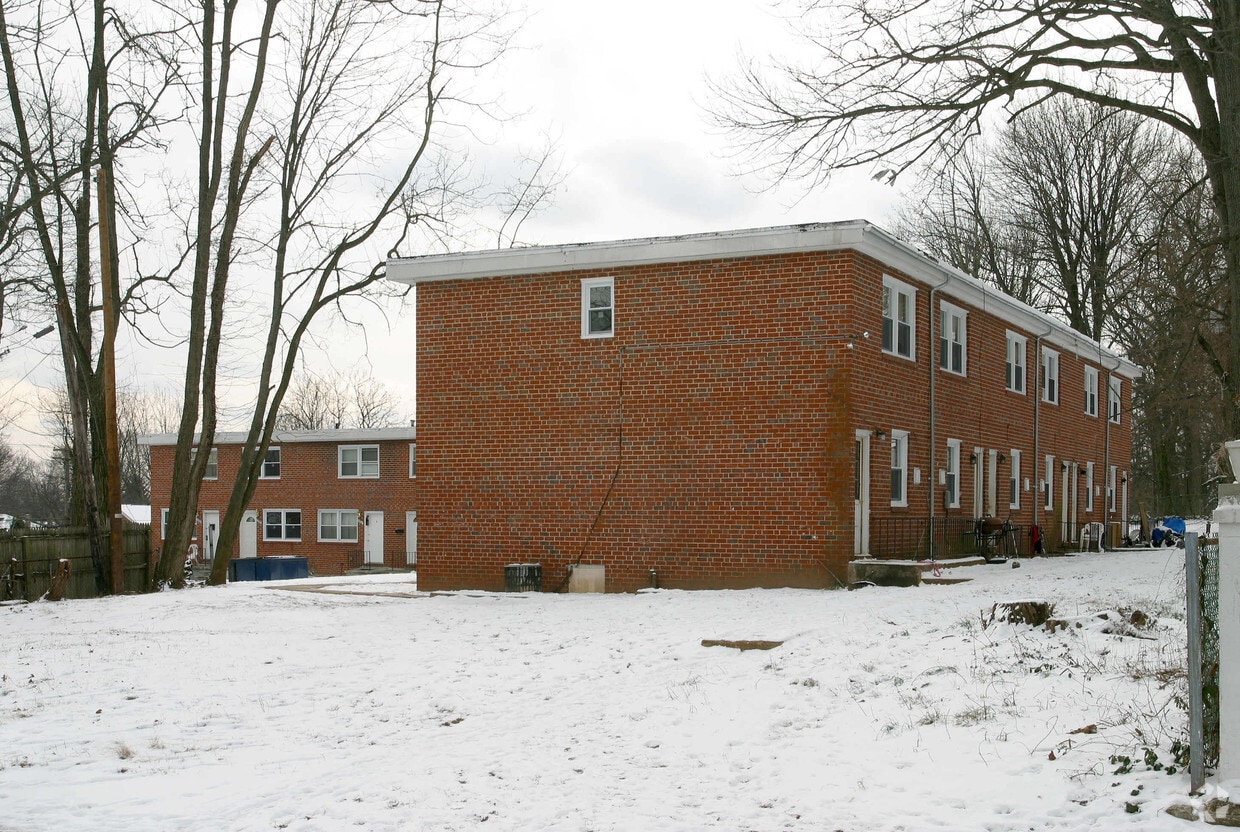 Primary Photo - Rogers Townhomes
