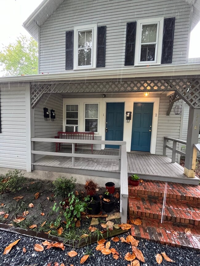 Foto del edificio - 310 N Bennett St