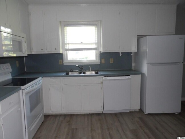 Building Photo - 620 Kristen Cir