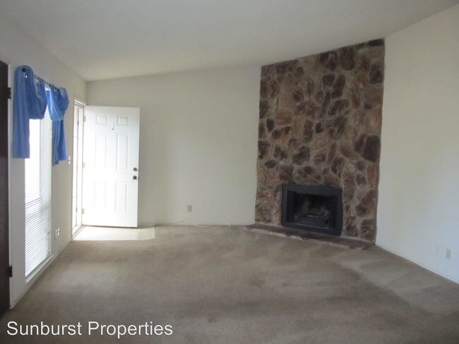 Building Photo - 8953 Chalmers Ct