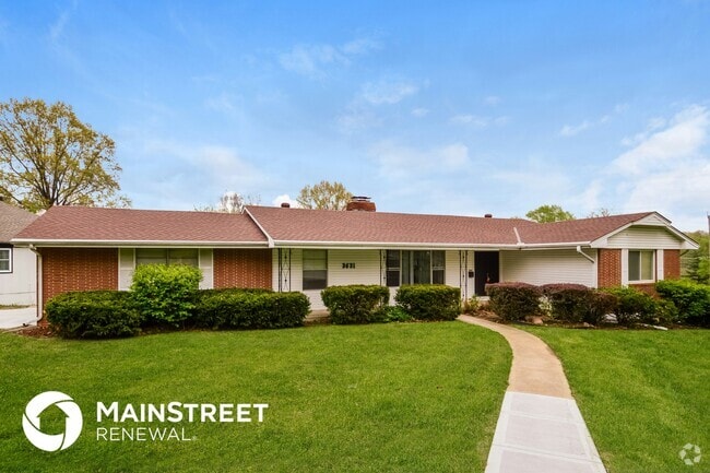 Building Photo - 3631 S Forest Ave