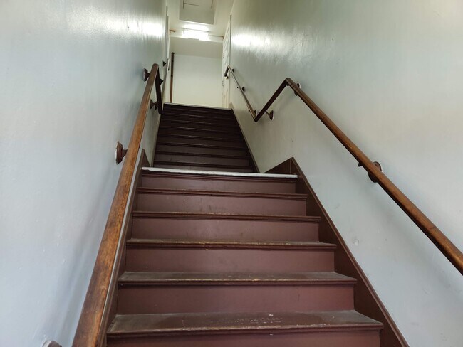 Common Stairwell - 1330 Xenia Avenue