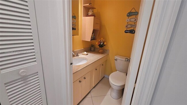 Foto del edificio - 1980 S Ocean Dr