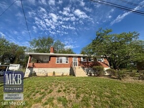 Building Photo - 3435 Troxell Rd SE