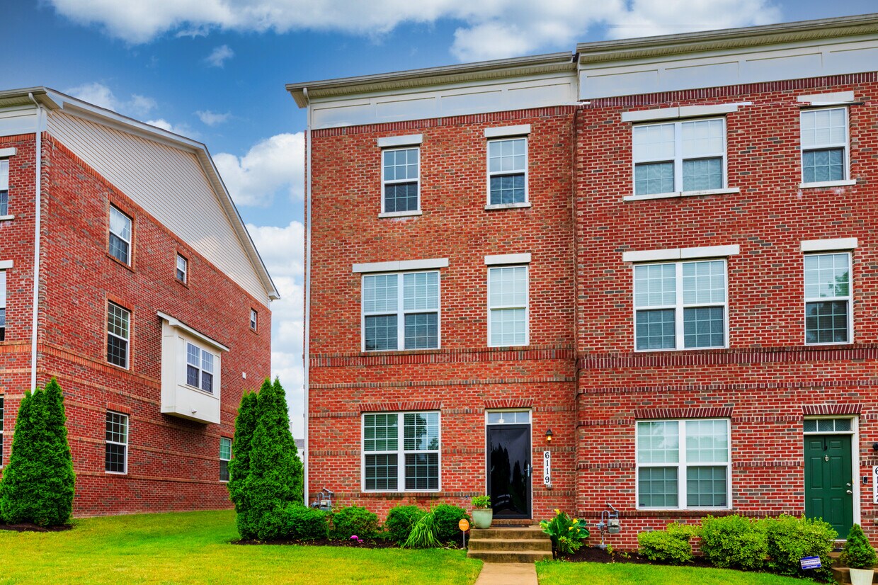 Primary Photo - 6119 Hanlon St