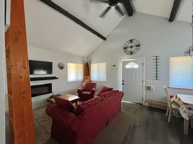 Foto del edificio - 813 Pinon Ln