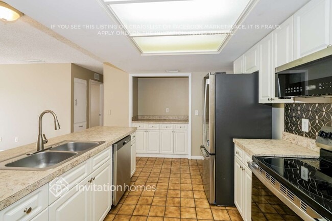 Building Photo - 7902 Soaring Trail Ln