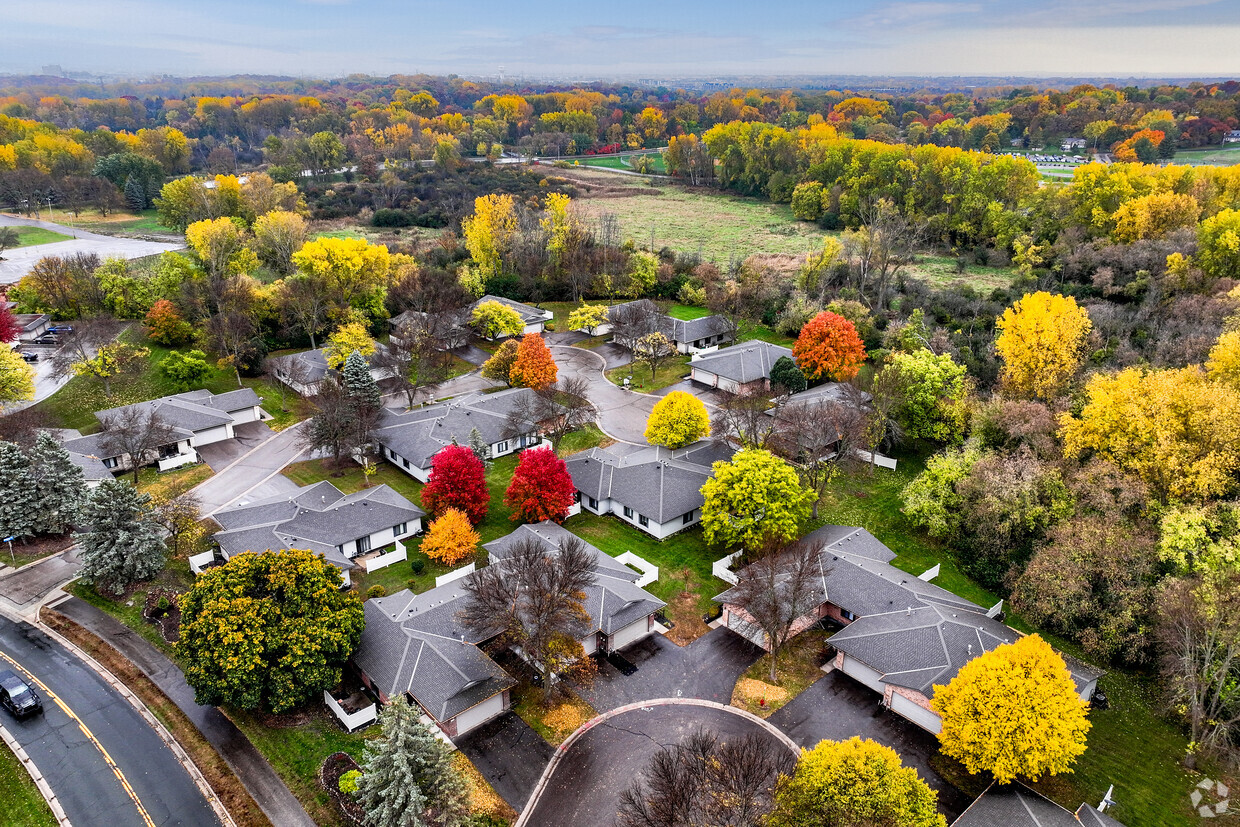 Primary Photo - Tanager Creek Rental Townhomes