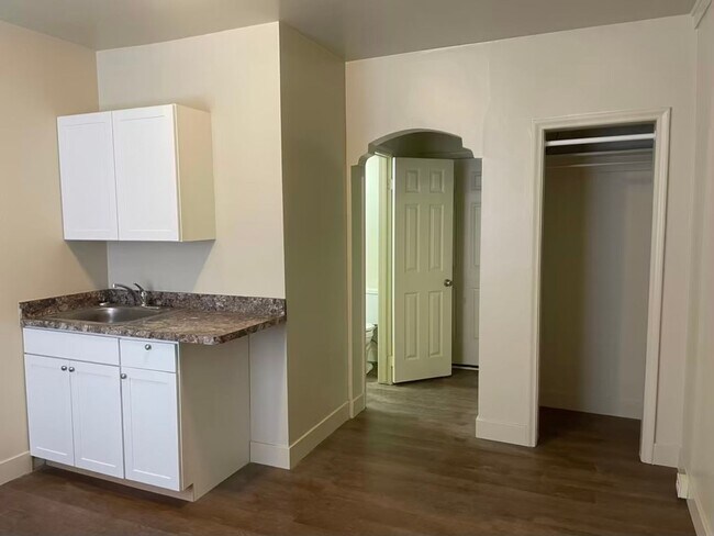 Foto del edificio - 44 S 200 E