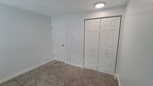 Foto del edificio - 2815 E 27th Ave
