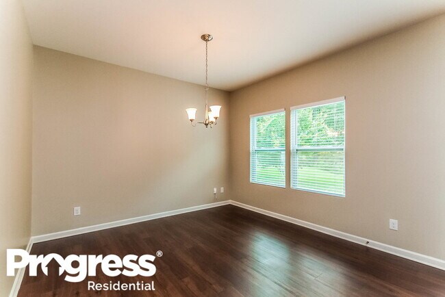 Building Photo - 4380 Stone Mountain Dr